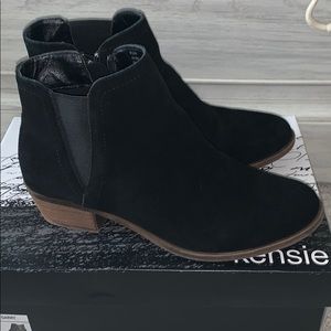 Kenzie Black Ankle Boots